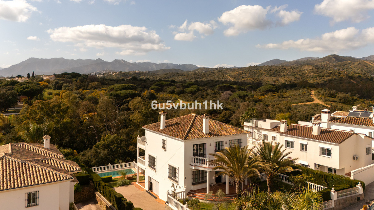 Villa for sale in Marbella