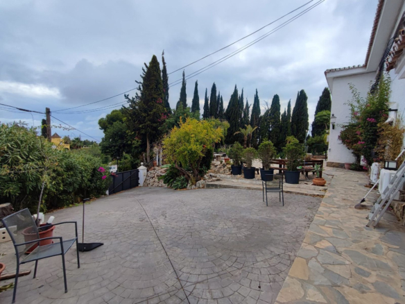 Villa for sale in Marbella