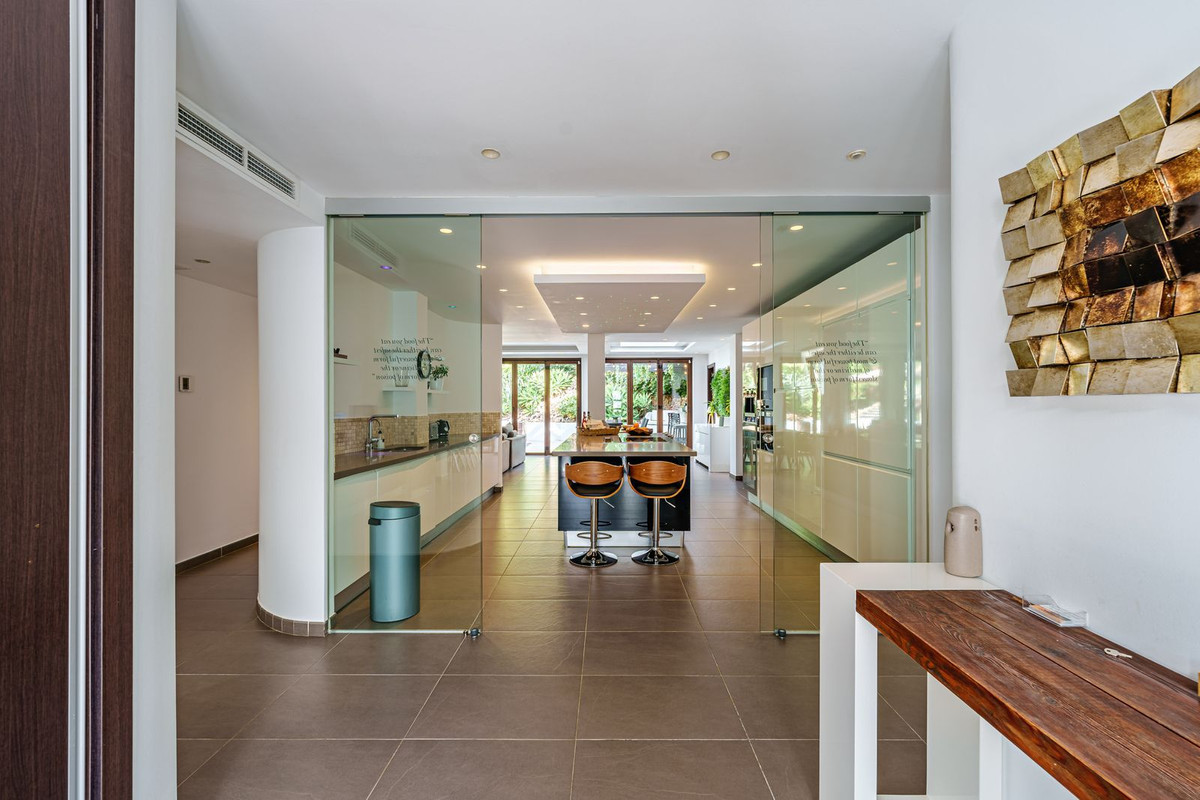 Villa for sale in Marbella
