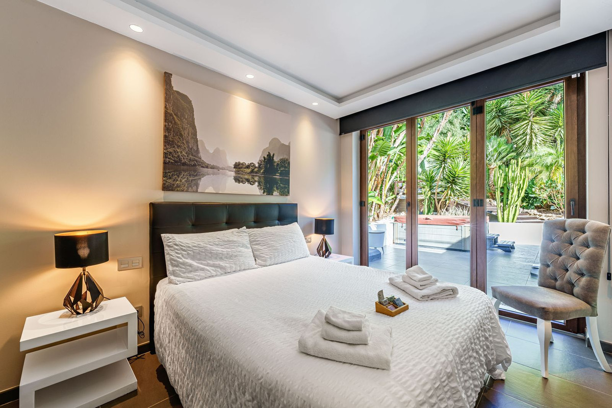 Villa for sale in Marbella