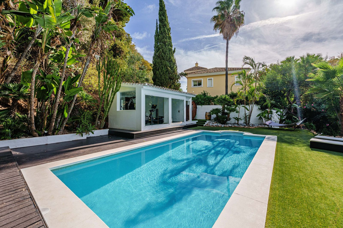 Villa for sale in Marbella