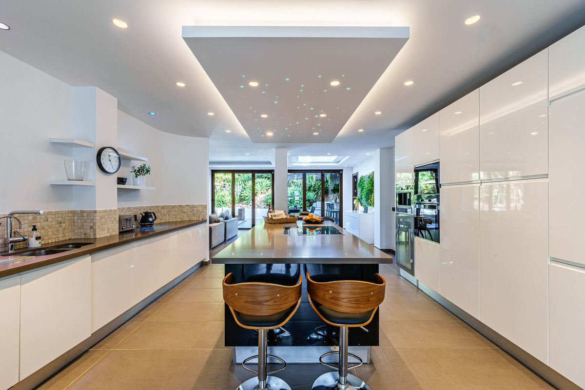 Villa for sale in Marbella