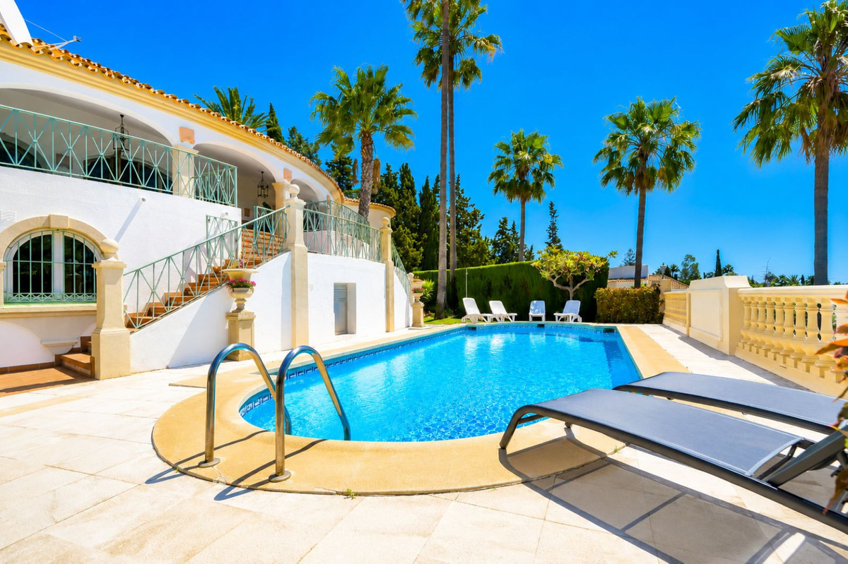 Villa for sale in Marbella