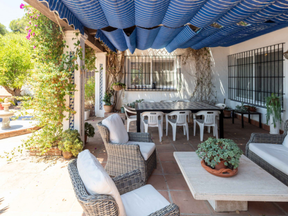 Villa for sale in Mijas