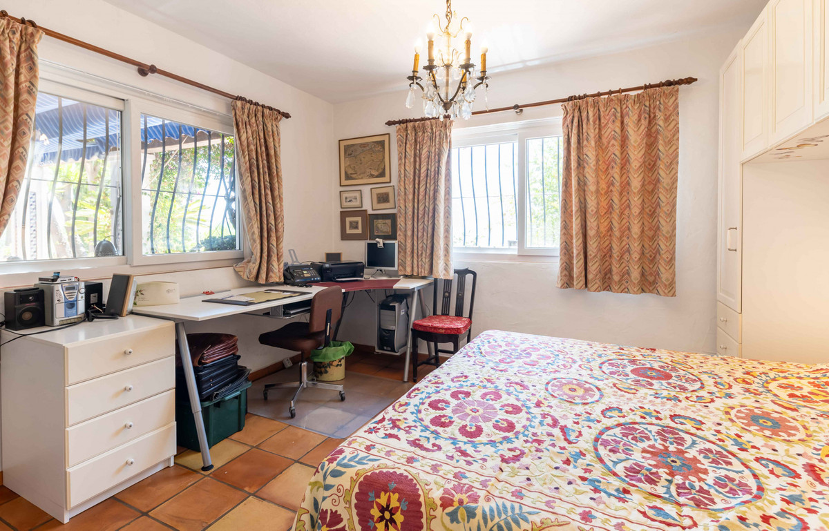 Villa for sale in Mijas