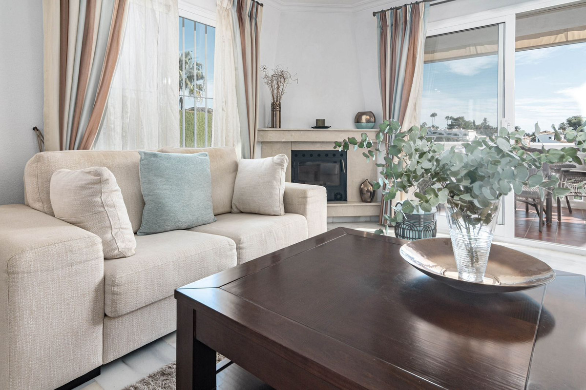 Villa for sale in Mijas