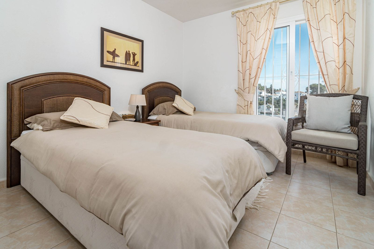 Villa for sale in Mijas