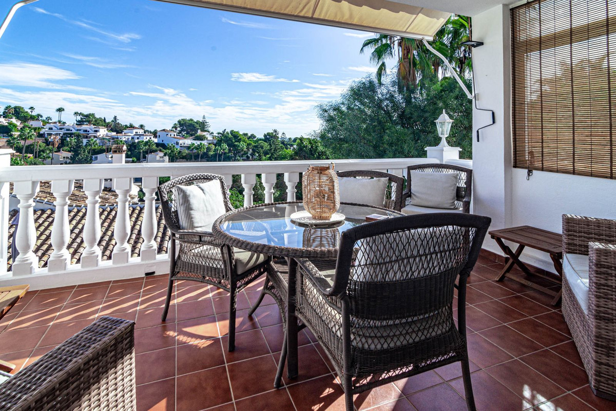 Villa for sale in Mijas