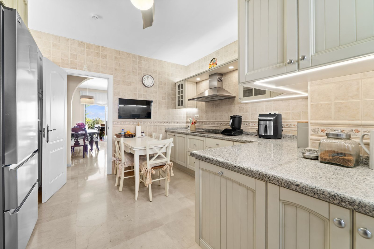 Villa for sale in Mijas