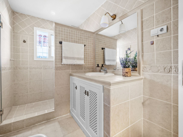 Villa for sale in Mijas
