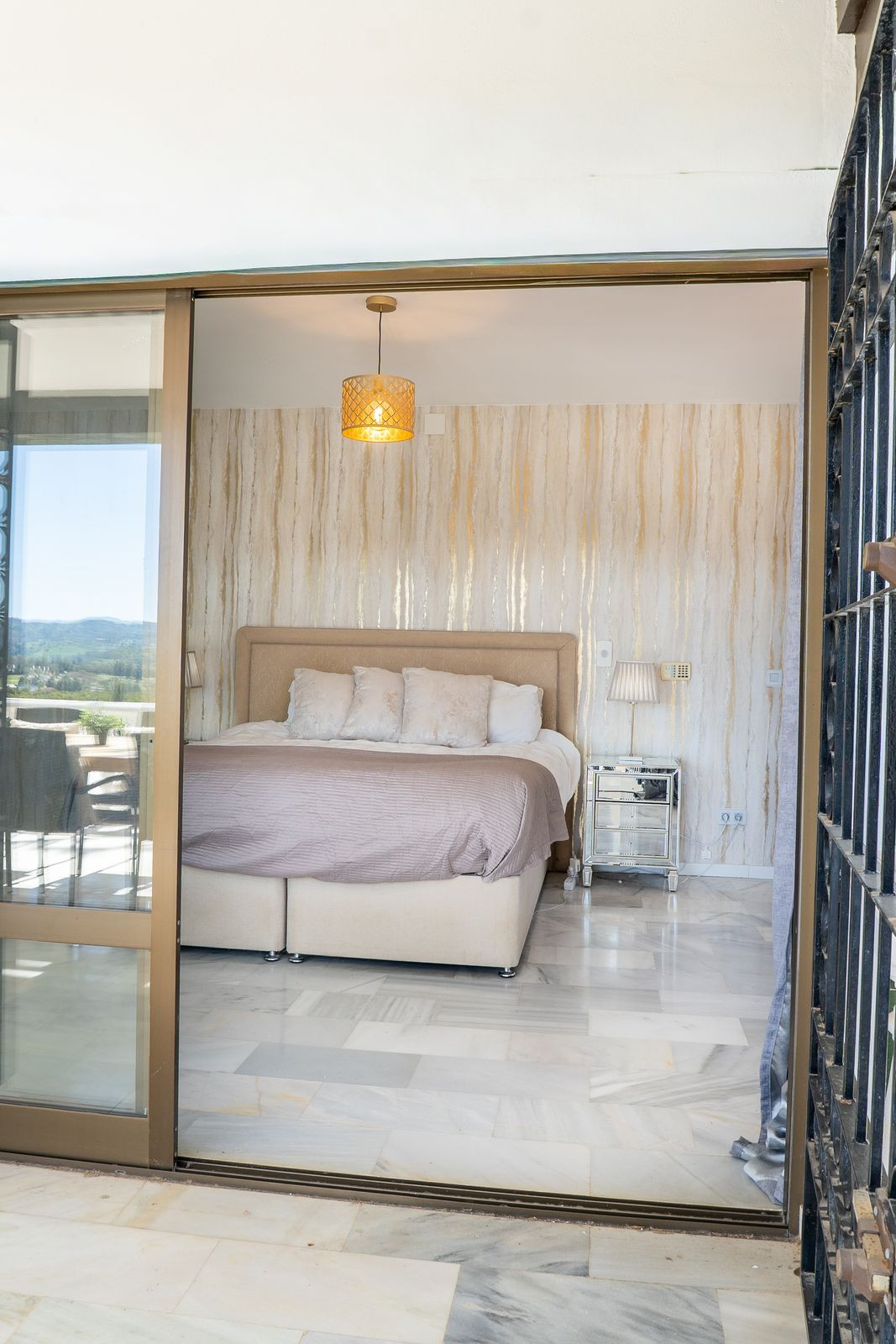 Villa for sale in Mijas