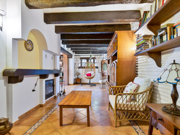 Villa for sale in Mijas