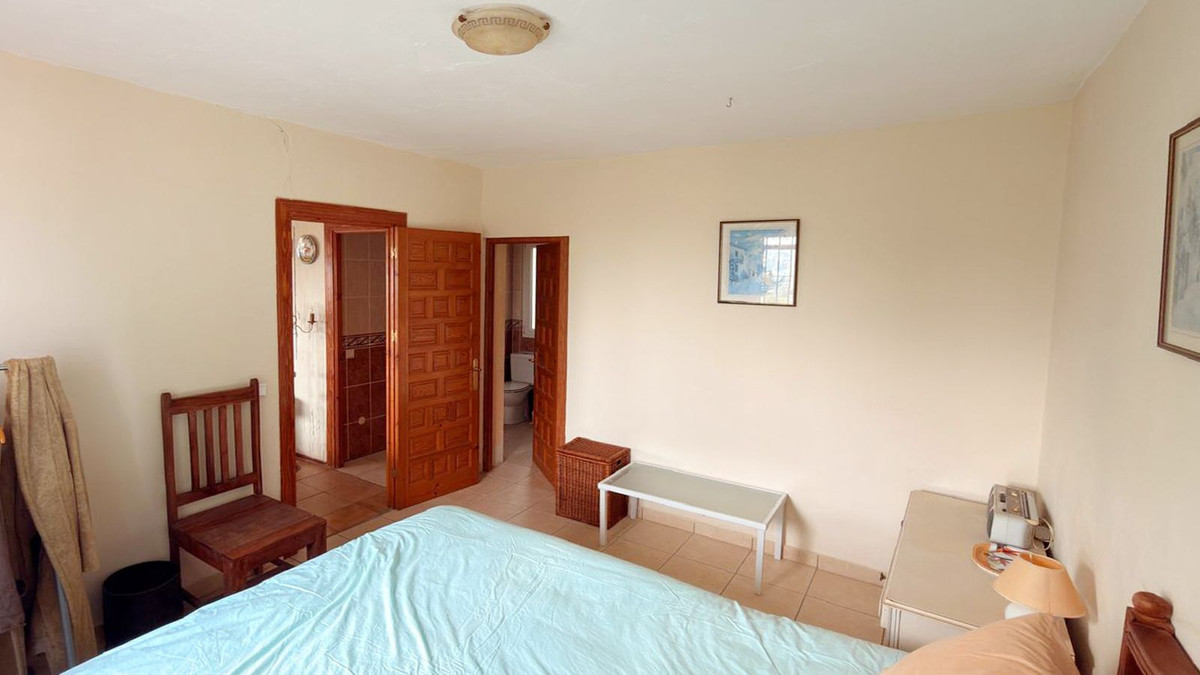 Villa for sale in Mijas