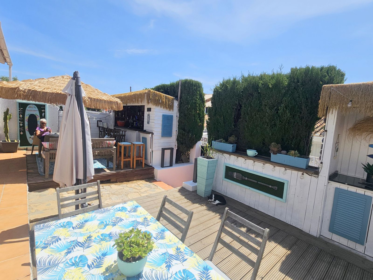Villa for sale in Mijas