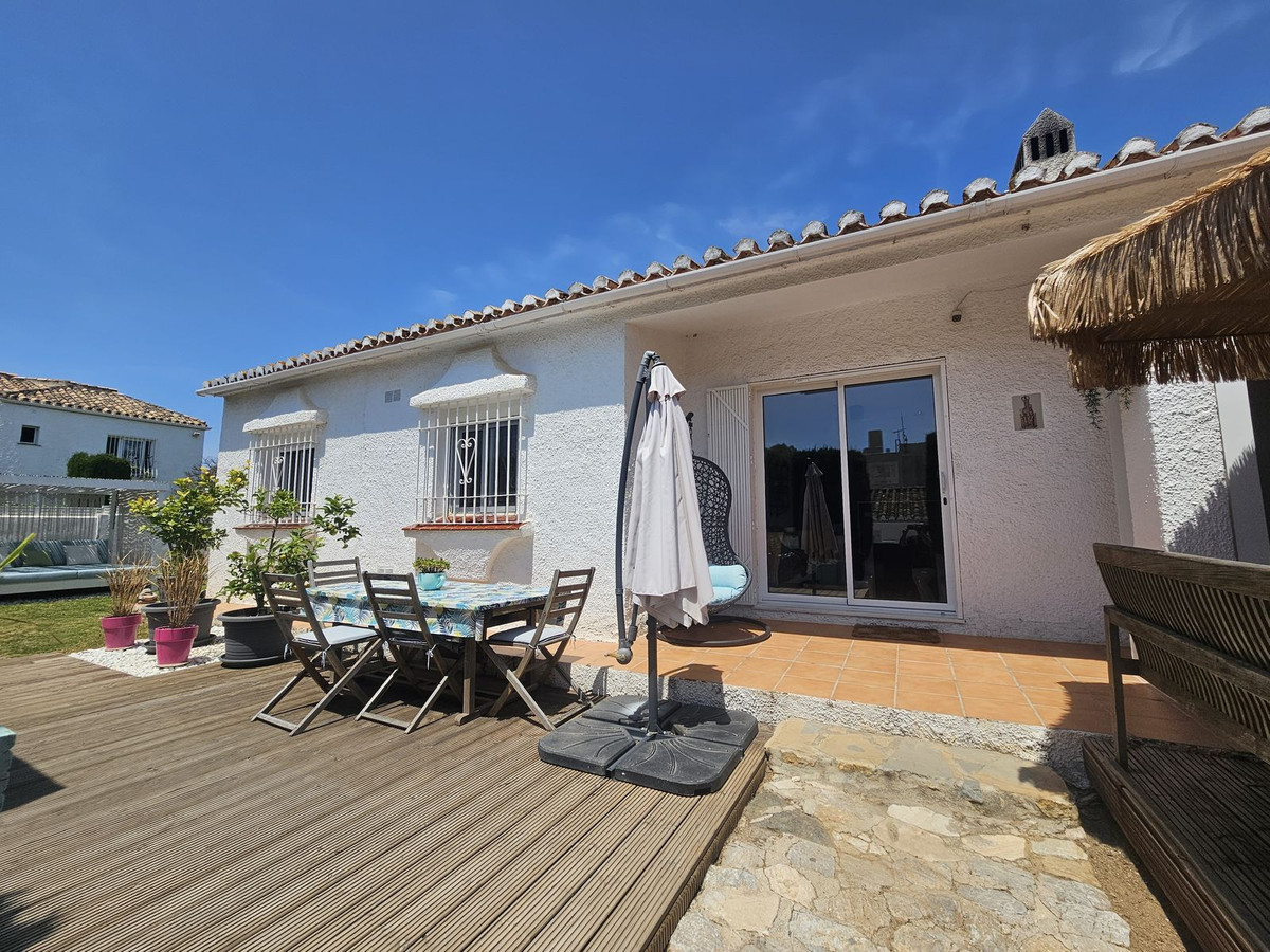 Villa-in-Mijas-Ref-R5360437 Villa for sale in Mijas