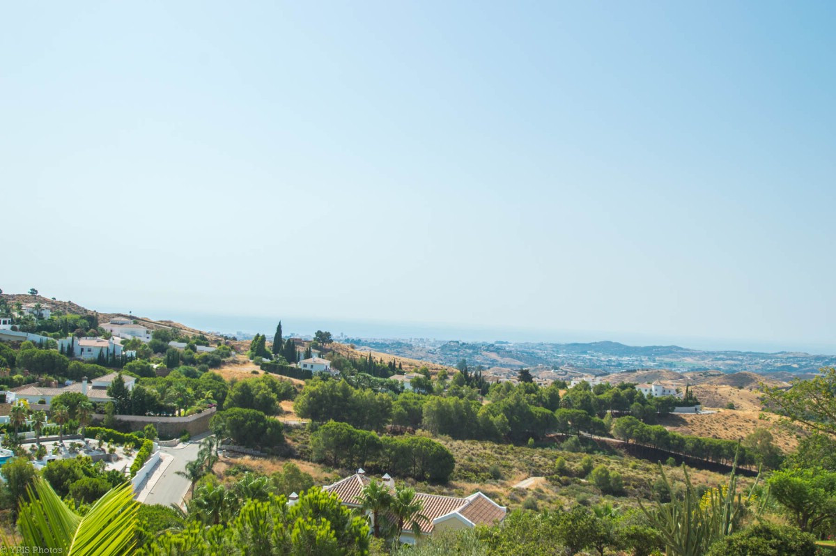 Villa for sale in Mijas