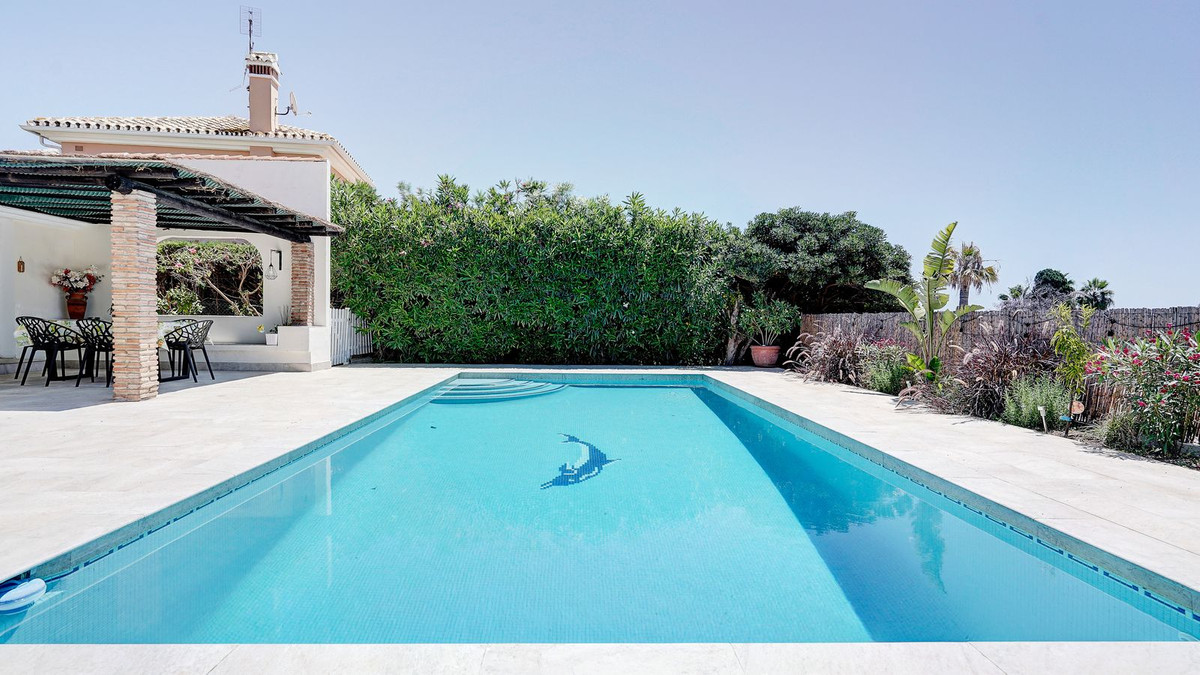 Villa for sale in Mijas