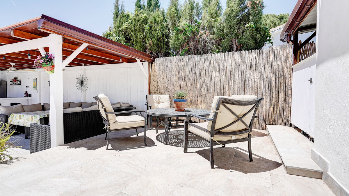Villa for sale in Mijas