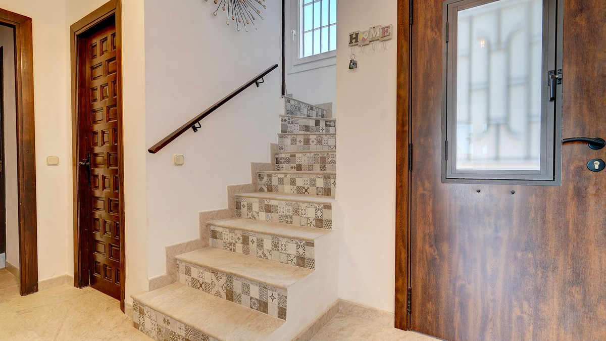 Villa for sale in Mijas