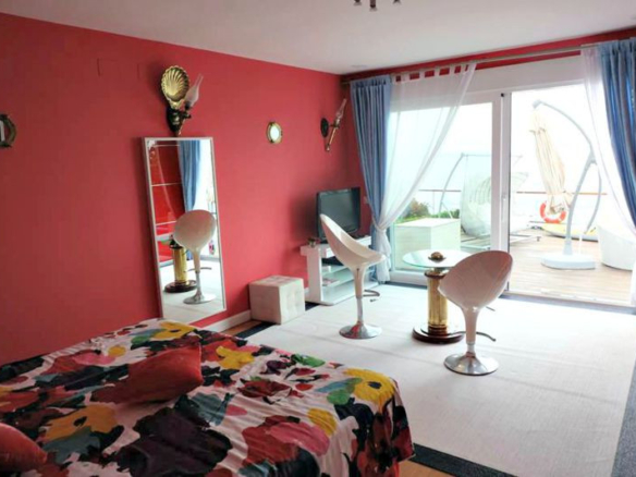 Villa for sale in Mijas
