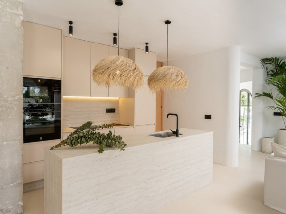 Villa for sale in Torremolinos