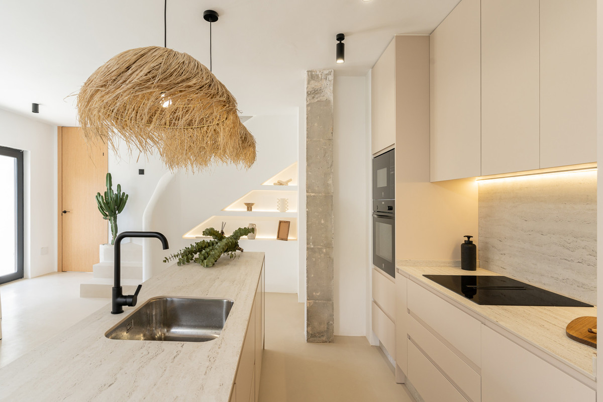 Villa for sale in Torremolinos