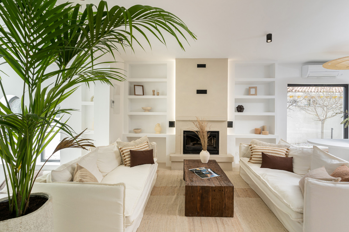 Villa for sale in Torremolinos