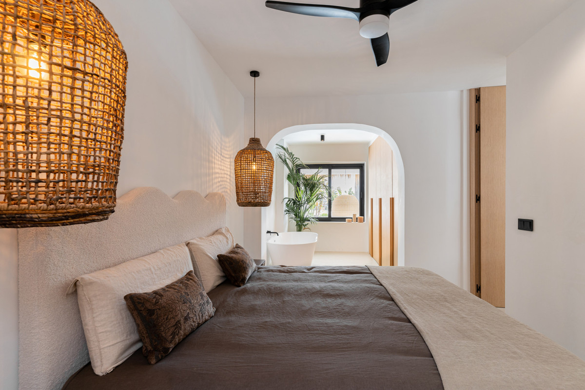 Villa for sale in Torremolinos