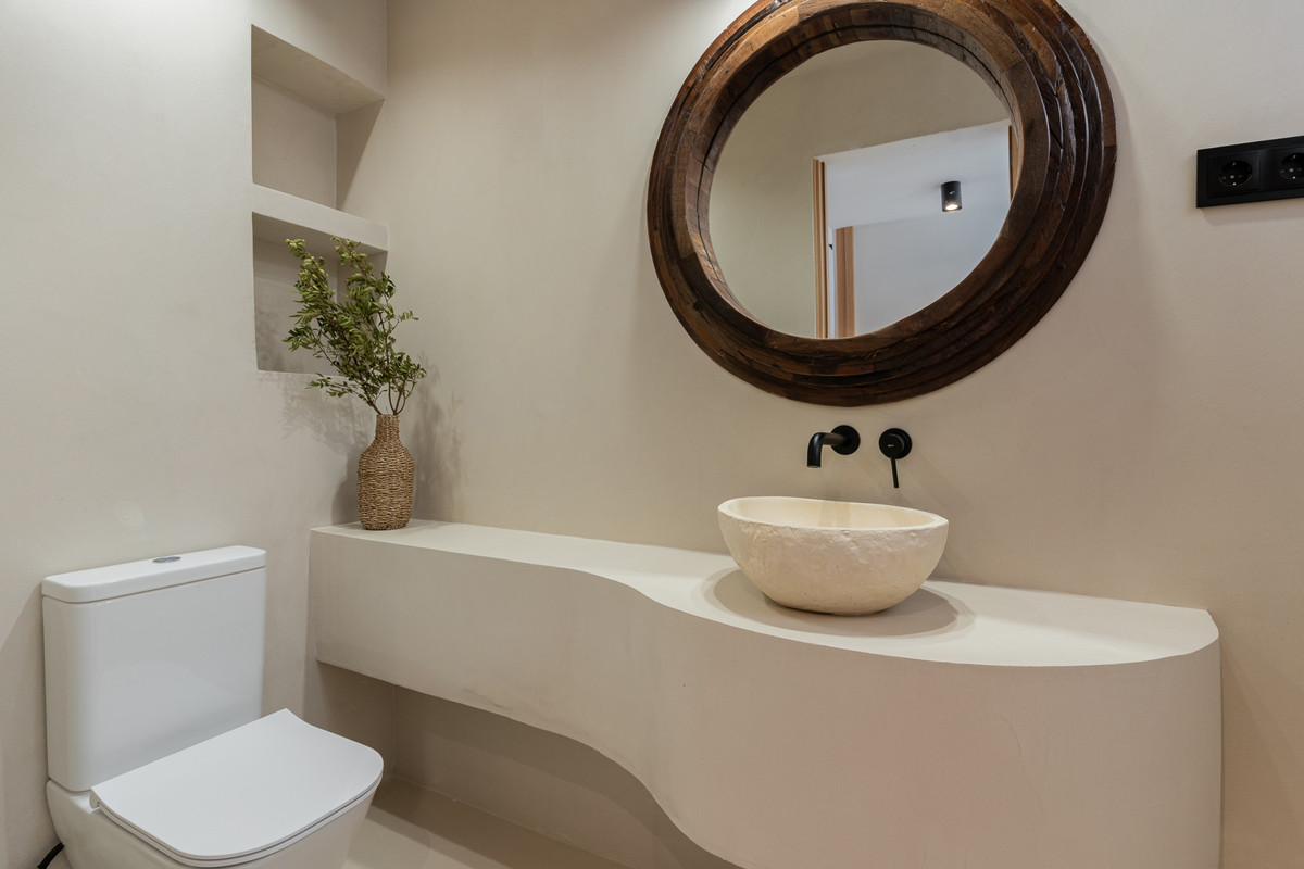 Villa for sale in Torremolinos