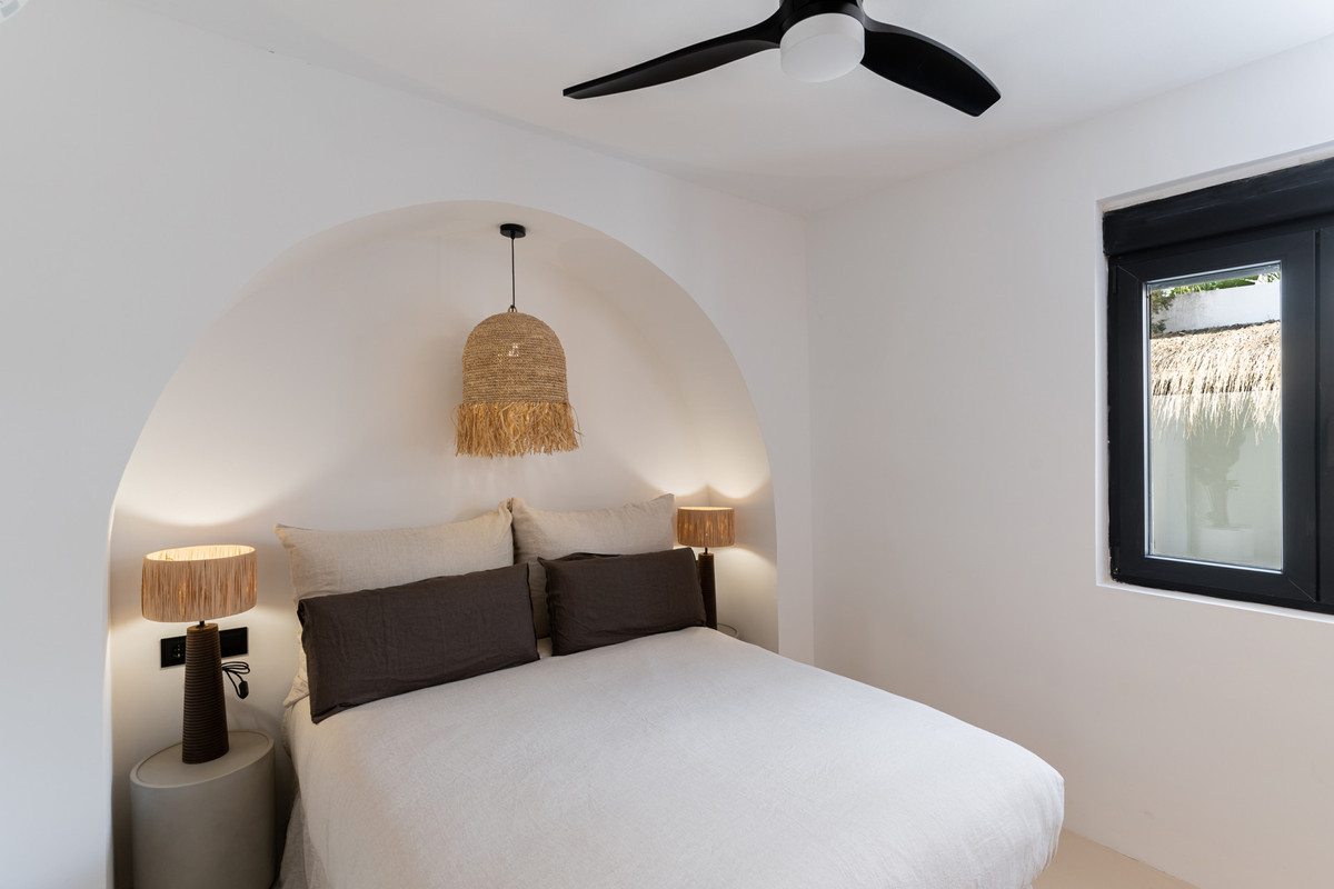 Villa for sale in Torremolinos