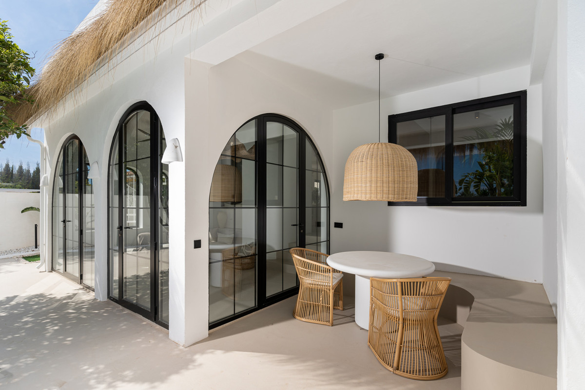 Villa for sale in Torremolinos