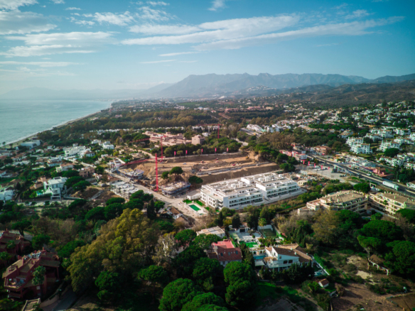 New Semi-Detached House for sale in Marbella