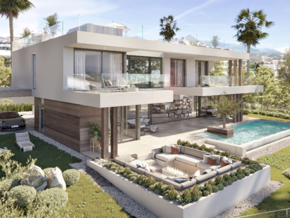 New Villa for sale in Estepona