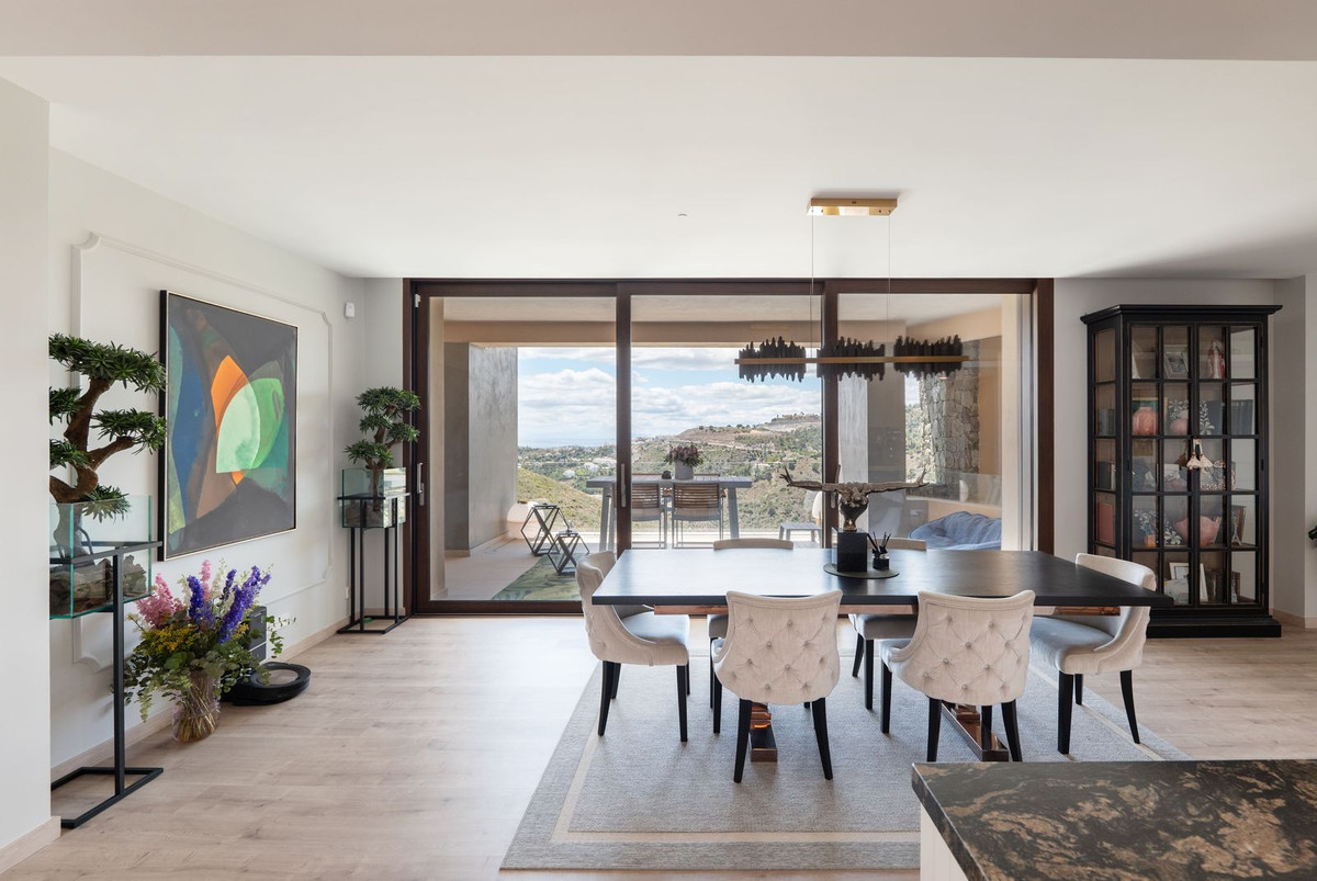 Apartment for sale in Benahavís