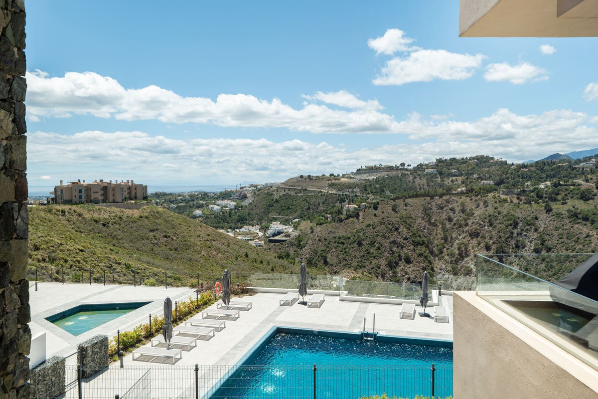 Apartment for sale in Benahavís