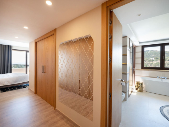 Apartment for sale in Benahavís