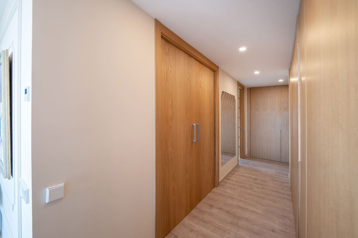 Apartment for sale in Benahavís