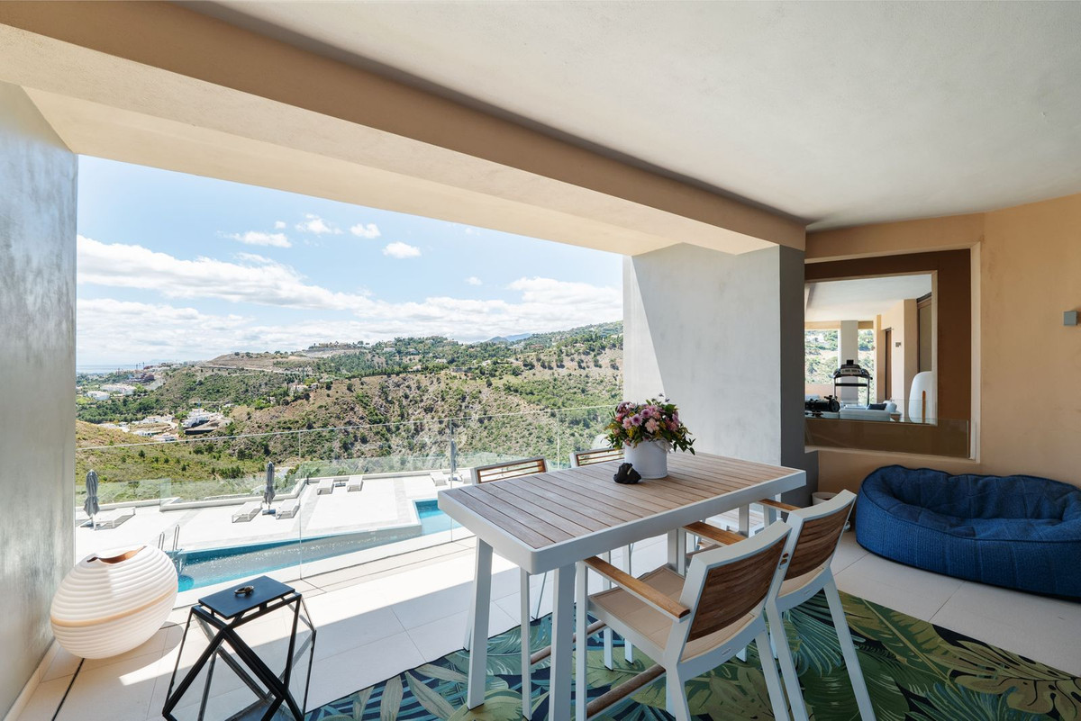 Apartment for sale in Benahavís
