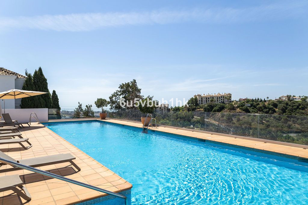 Apartment for sale in Benahavís