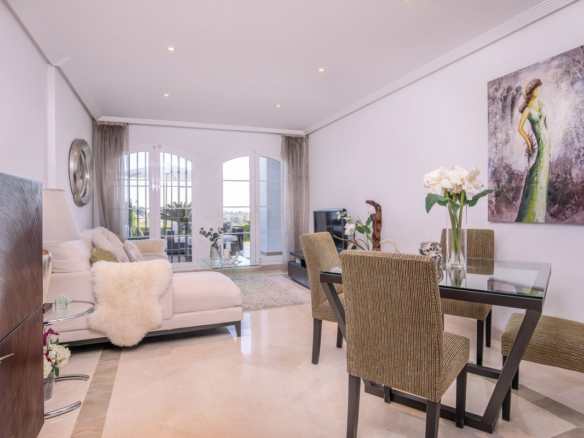 Apartment for sale in Benahavís
