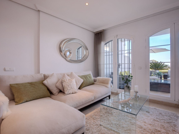 Apartment for sale in Benahavís