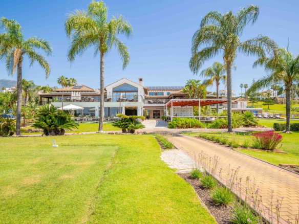 Apartment for sale in Benahavís