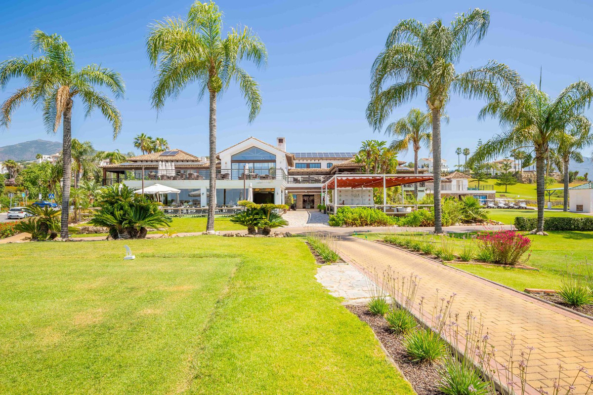 Apartment for sale in Benahavís