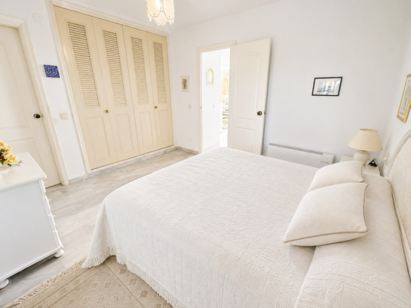 Apartment for sale in Benalmadena