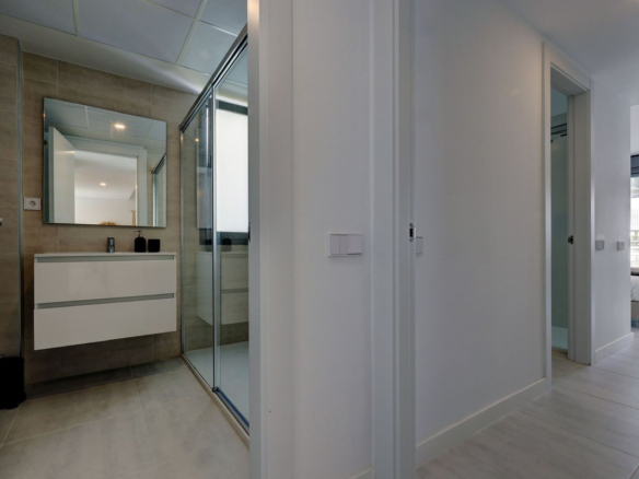 Apartment for sale in Estepona