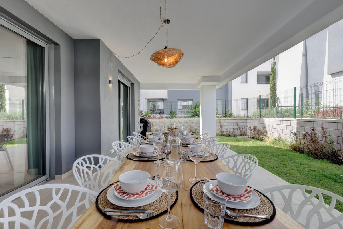 Apartment for sale in Estepona