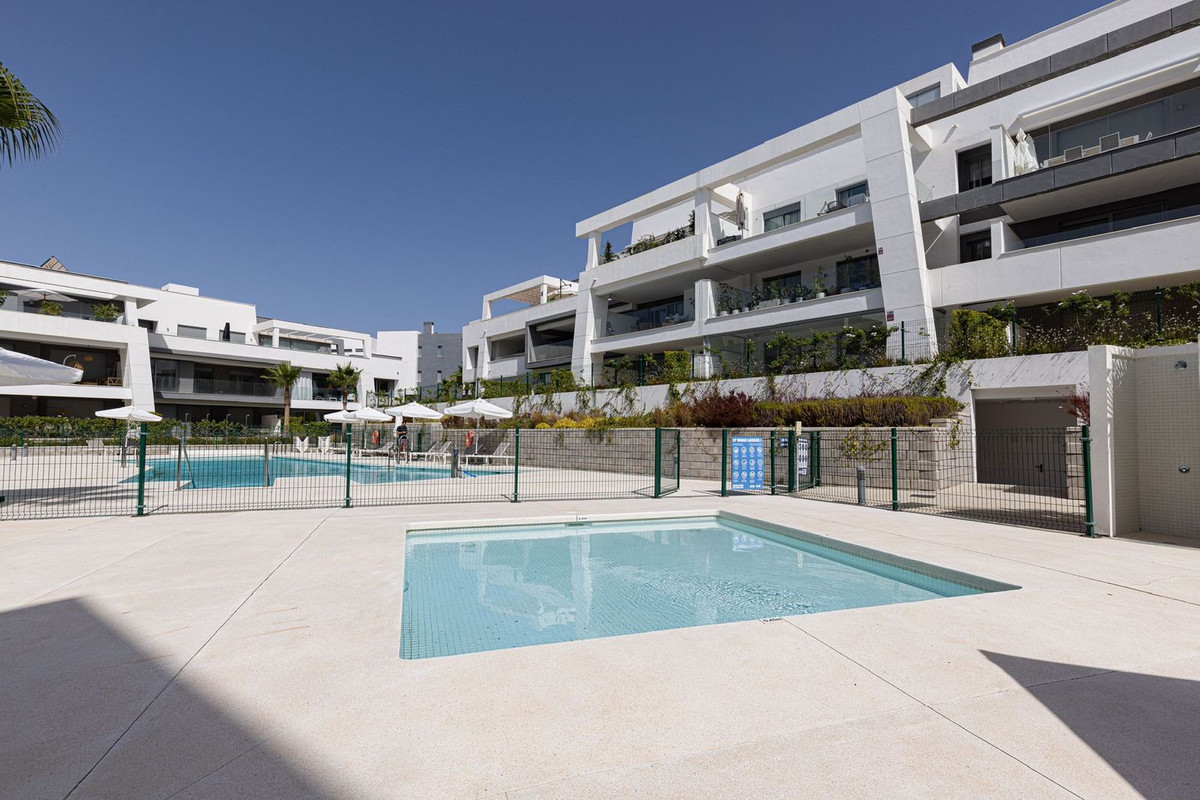 Apartment for sale in Estepona