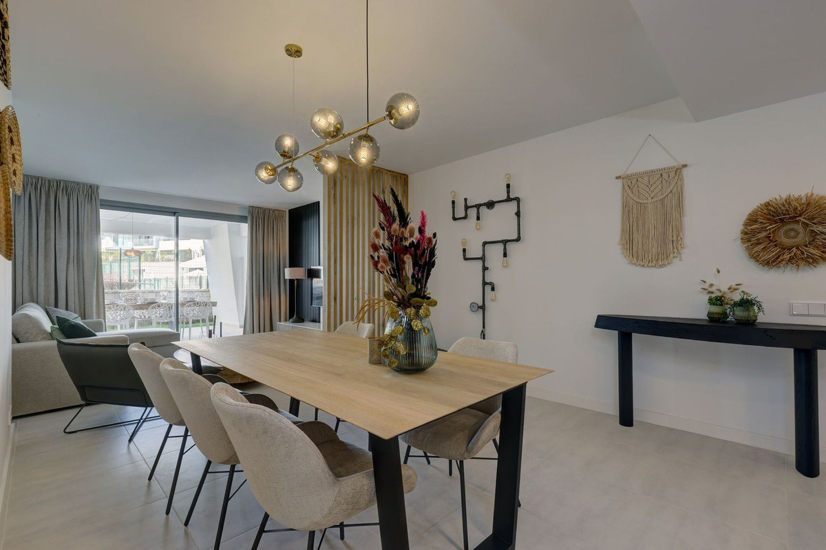 Apartment for sale in Estepona