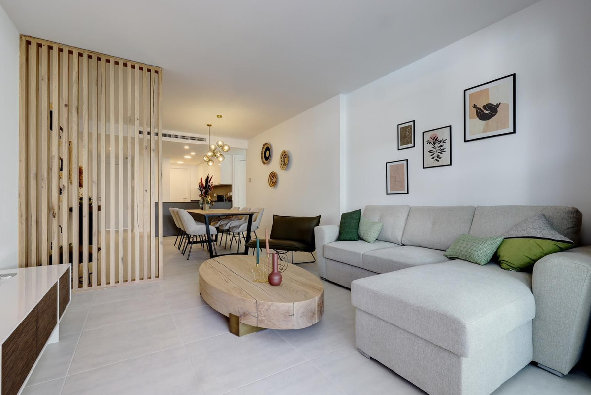 Apartment for sale in Estepona