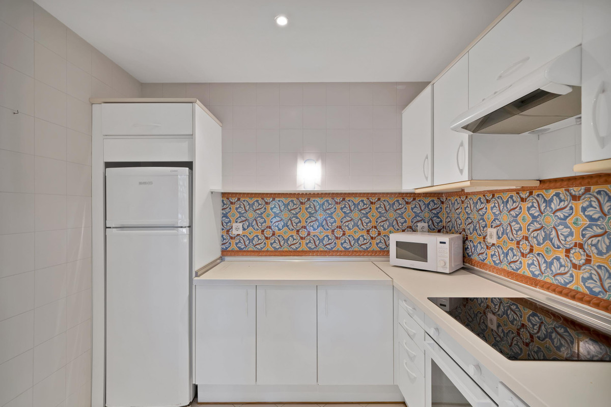 Apartment for sale in Estepona